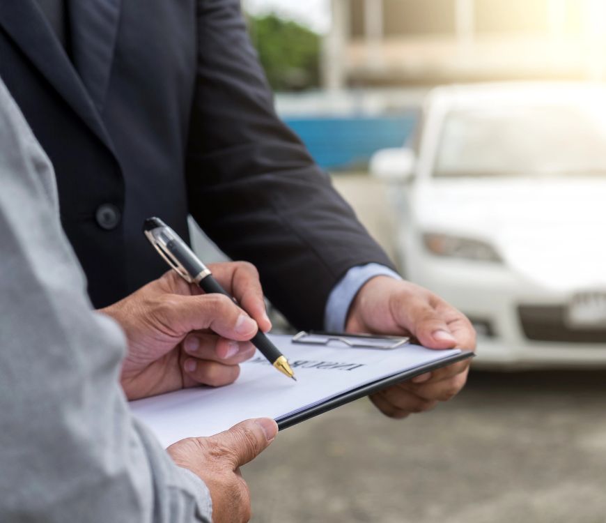 Client in Salt Lake City, UT receiving a car insurance quote from an agent