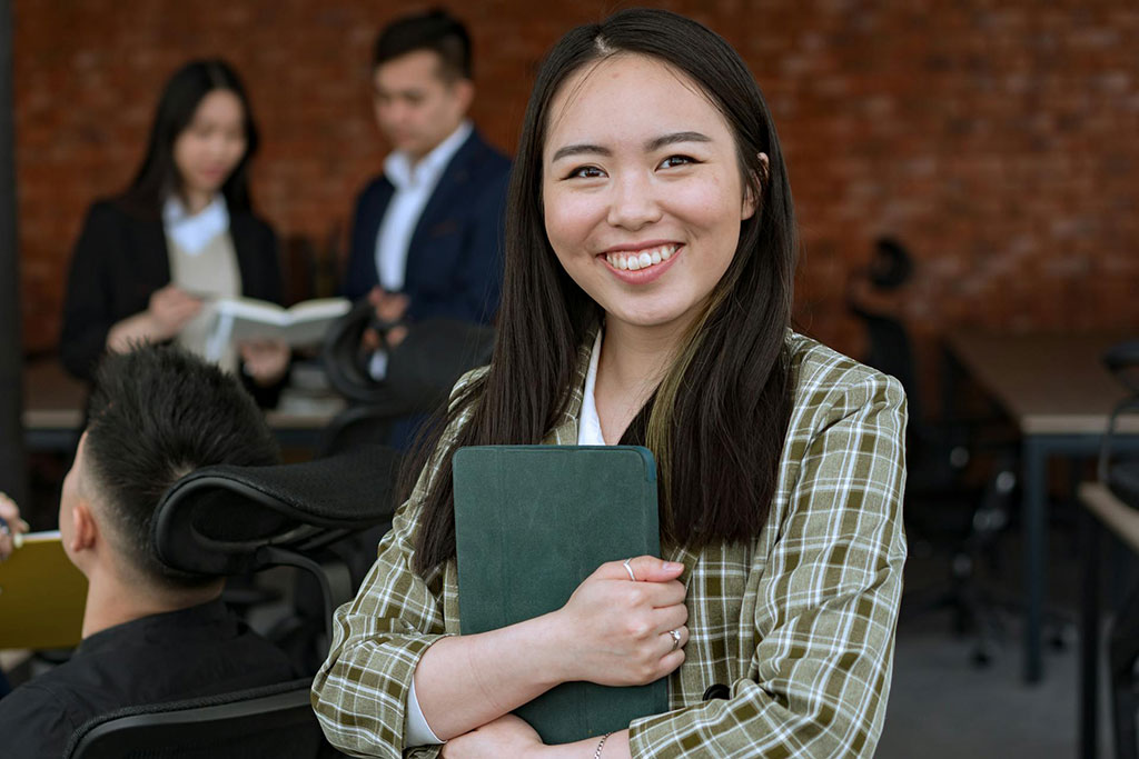 An employee covered by workers comp insuranace in SLC, UT